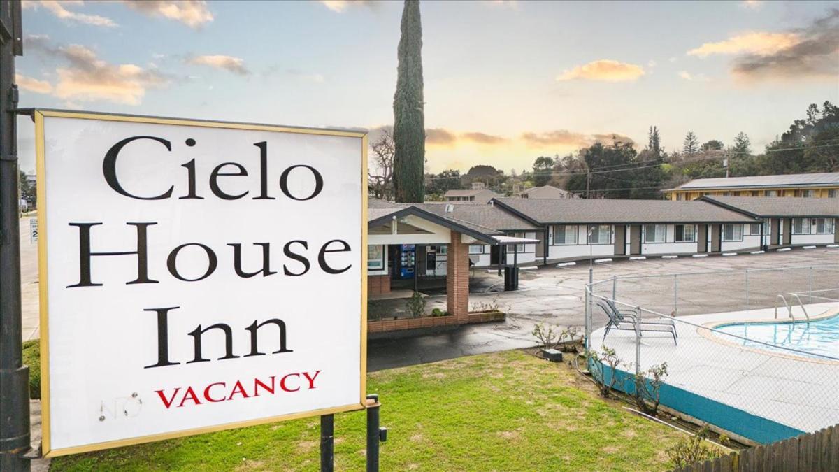 Cielo House Inn - פאסו רובלס מראה חיצוני תמונה